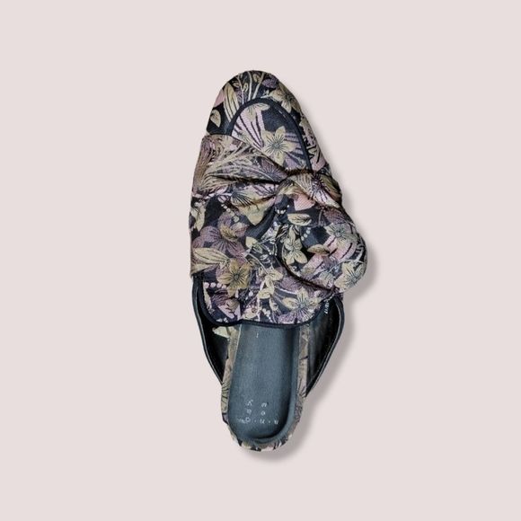 A new day purple, silver and black bow Loafers in Size 8.5 - Picture 2 of 3